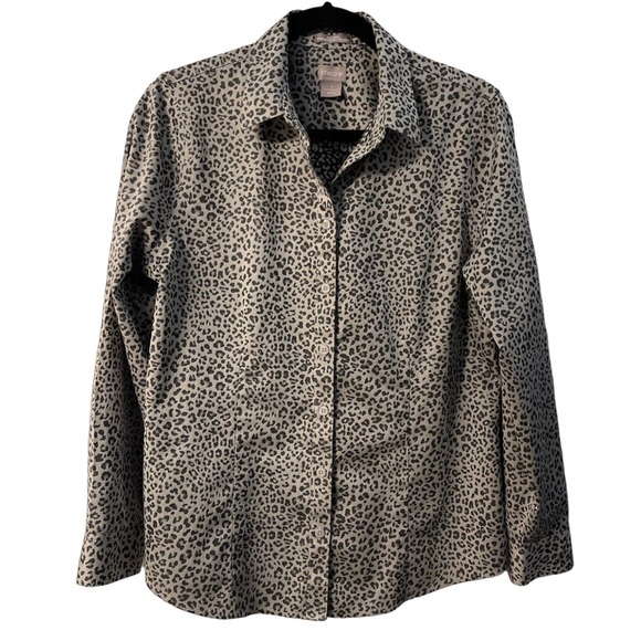 Chicos Top Women's Size 1 Medium Animal Print Button Up Long Sleeve - Picture 1 of 8